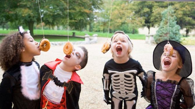 Игры и конкурсы на хэллоуин Приколы на хэллоуин для детей